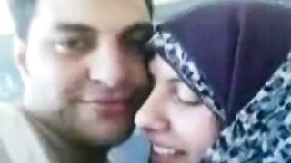معلمة تمص للمدير ـ سكس عربي