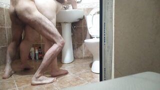 نكت عمتي في الحمام - سكس عربي