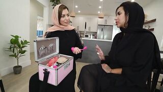 سكس سحاق عربي والخليجي باربي نجد و الينا انجل