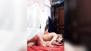 عنتيل مصري ينيك لبوة ويفشخ كسها - افلام سكس عربي