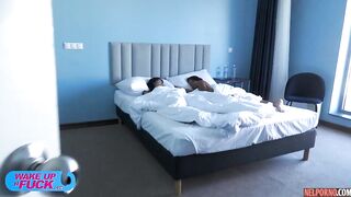 قحبتين تتناكان في طيزيهما من عصابة منحرفة